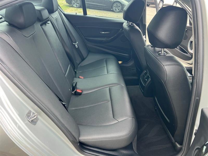 BMW 3 Series 320i xDrive Sedan 2018