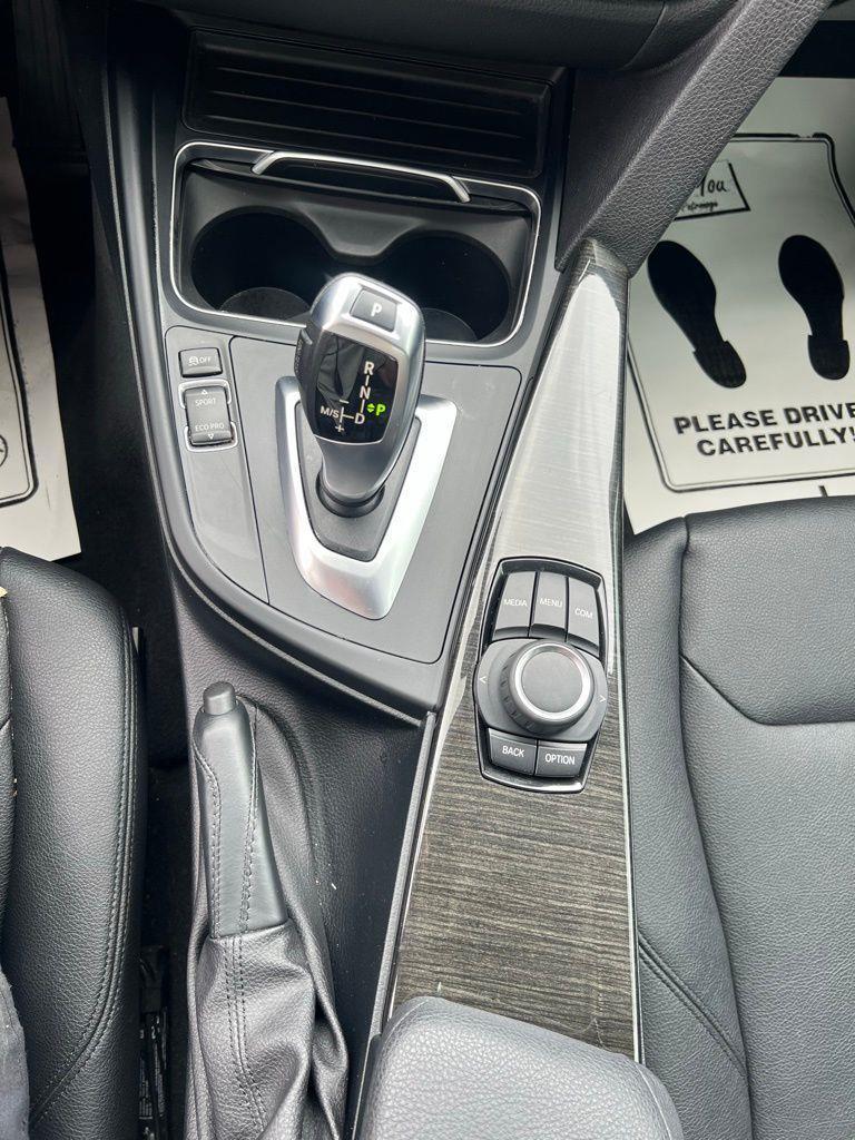 BMW 3 Series 320i xDrive Sedan 2018