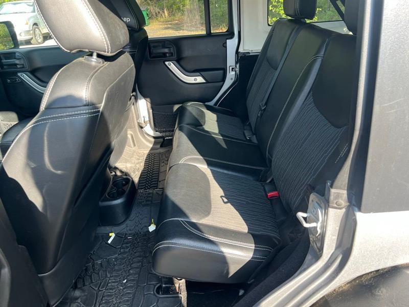 Jeep Wrangler Unlimited 4WD 4dr Freedom Edition *Ltd Avail* 2015