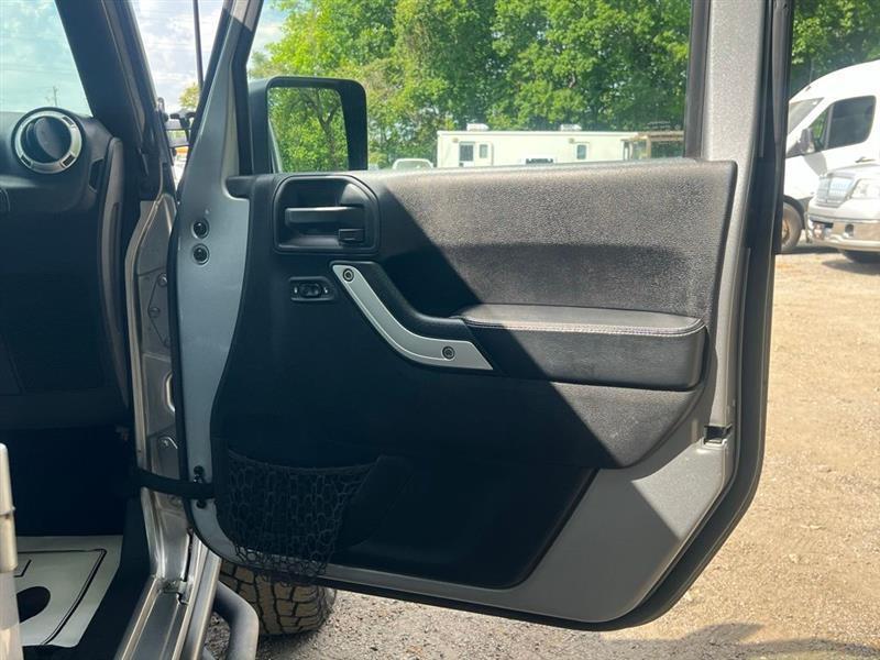 Jeep Wrangler Unlimited 4WD 4dr Freedom Edition *Ltd Avail* 2015