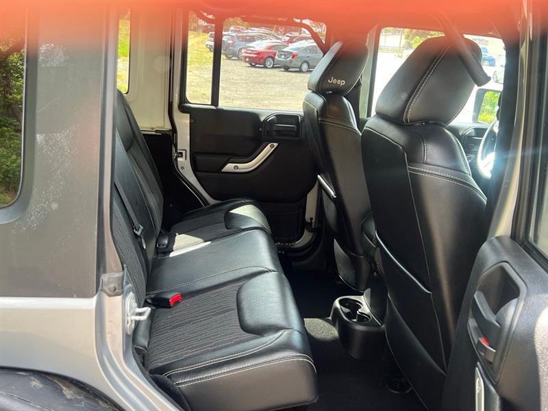 Jeep Wrangler Unlimited 4WD 4dr Freedom Edition *Ltd Avail* 2015