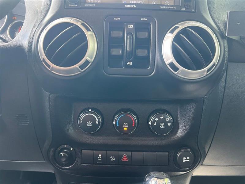 Jeep Wrangler Unlimited 4WD 4dr Freedom Edition *Ltd Avail* 2015