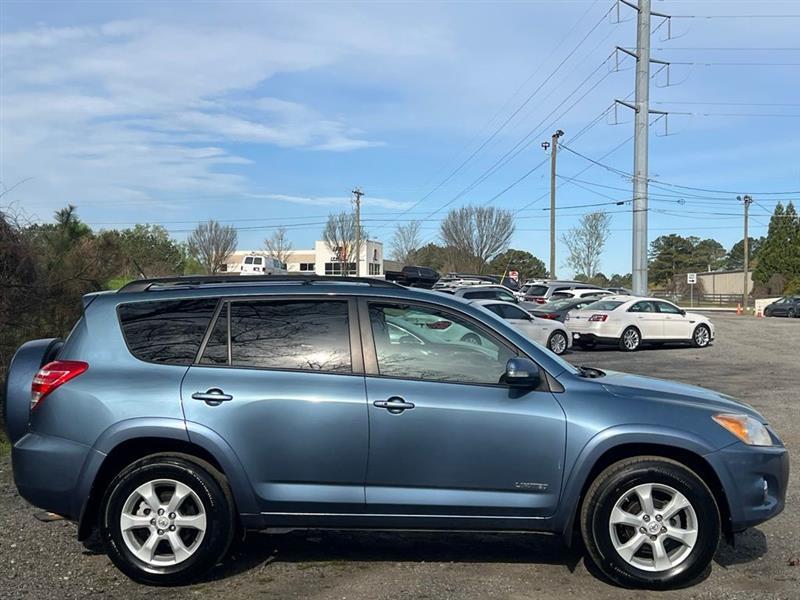 Toyota RAV4 4WD 4dr 4-cyl 4-Spd AT Ltd (Natl) 2011