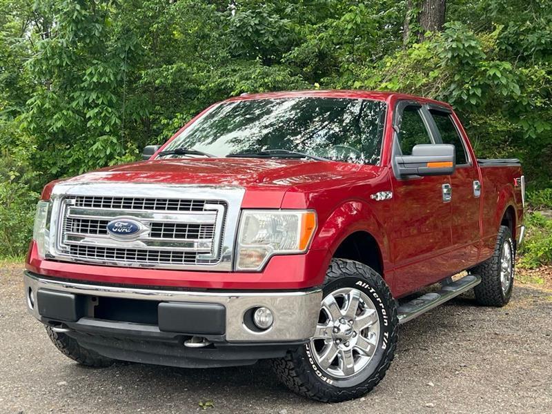 2014 Ford F-150 4WD SuperCrew 145" XLT