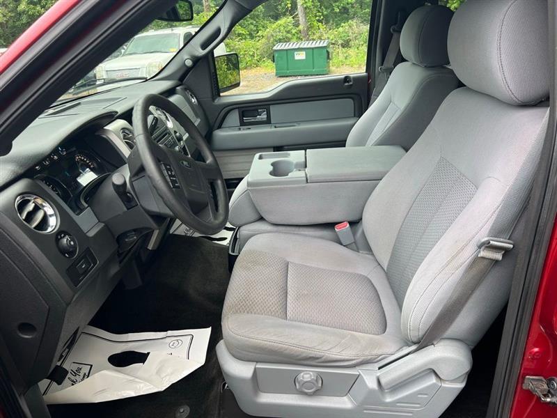 Ford F-150 4WD SuperCrew 145" XLT 2014