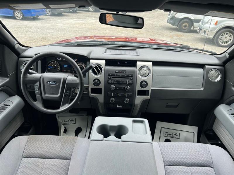 Ford F-150 4WD SuperCrew 145" XLT 2014