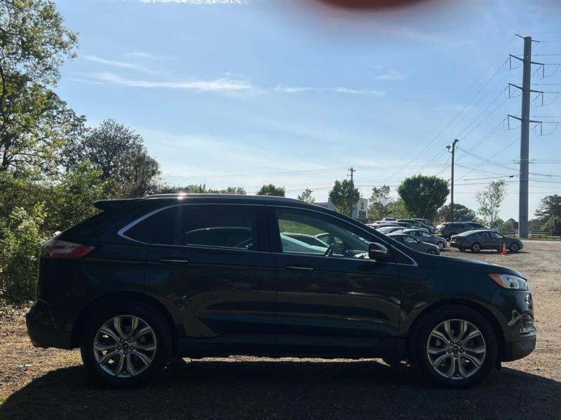 Ford Edge Titanium FWD 2019