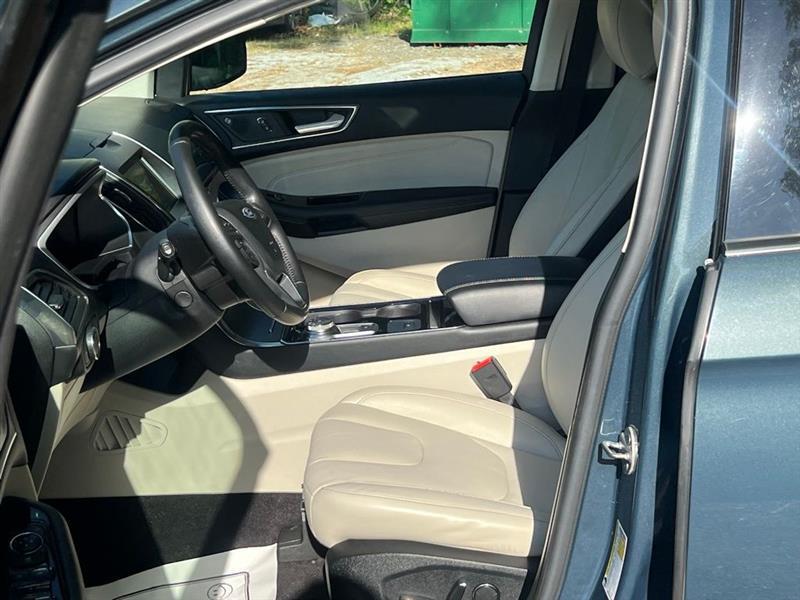Ford Edge Titanium FWD 2019