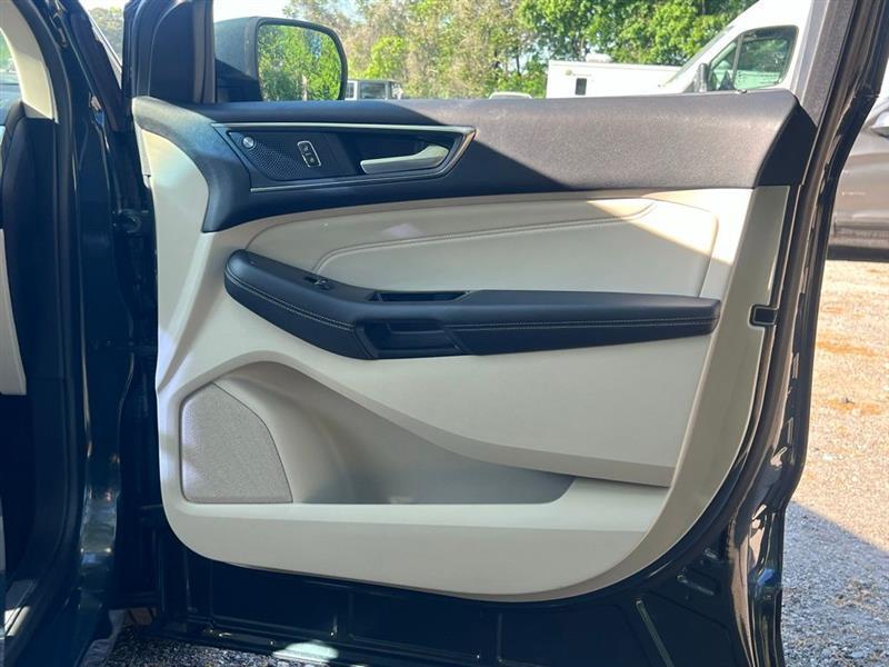 Ford Edge Titanium FWD 2019
