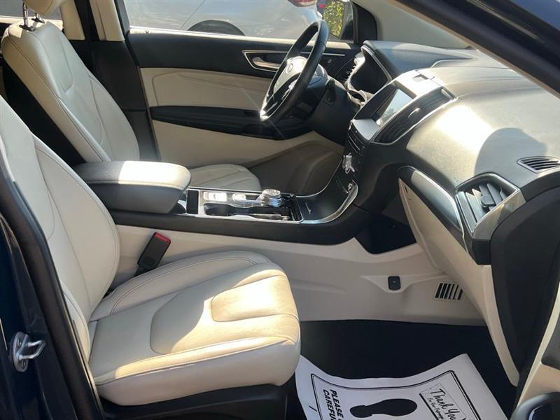 Ford Edge Titanium FWD 2019