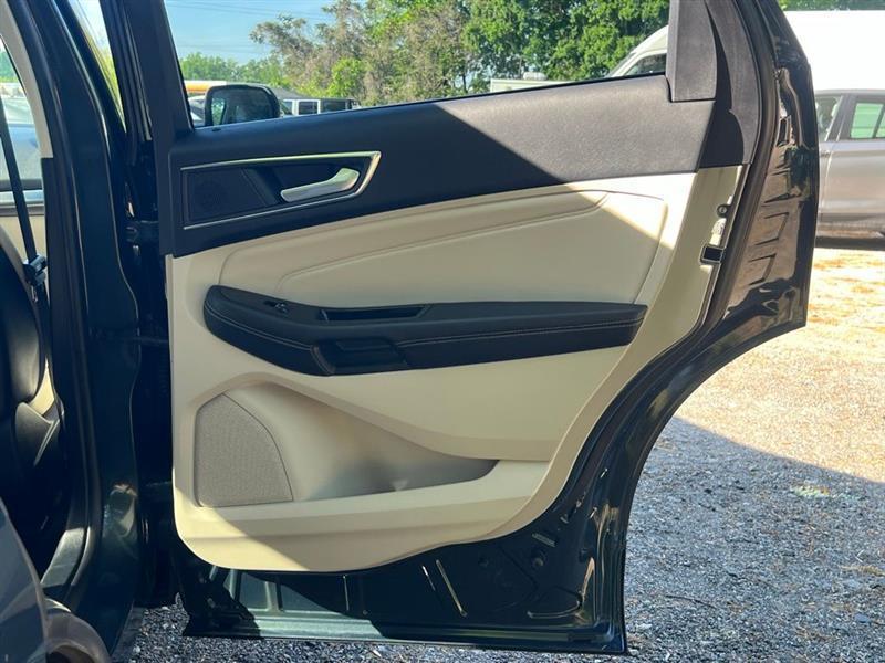 Ford Edge Titanium FWD 2019