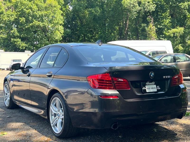BMW 5 Series 4dr Sdn 535i RWD 2014