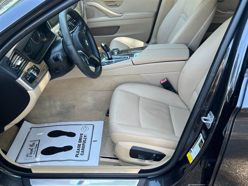 BMW 5 Series 4dr Sdn 535i RWD 2014