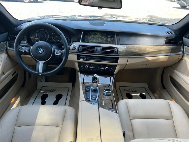 BMW 5 Series 4dr Sdn 535i RWD 2014