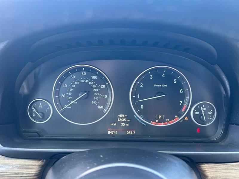 BMW 5 Series 4dr Sdn 535i RWD 2014