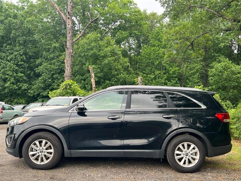Kia Sorento FWD 4dr 3.3L LX 2016