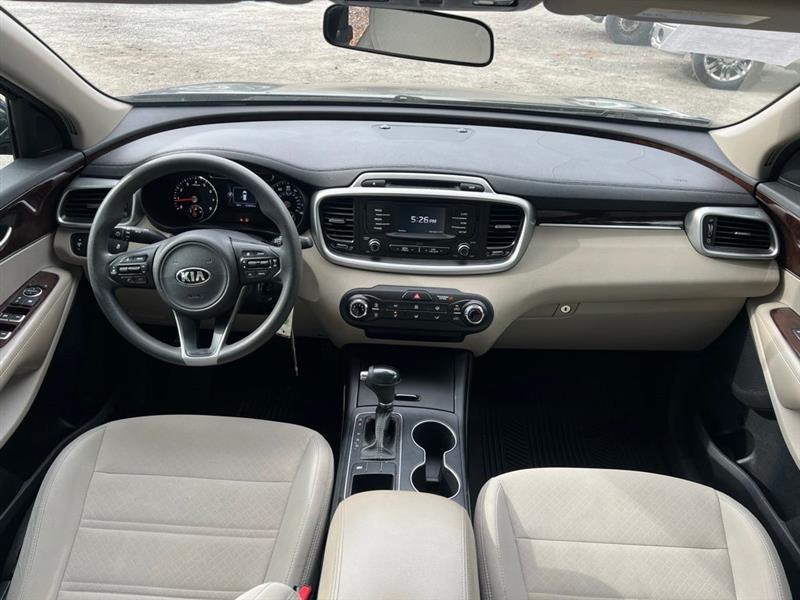 Kia Sorento FWD 4dr 3.3L LX 2016