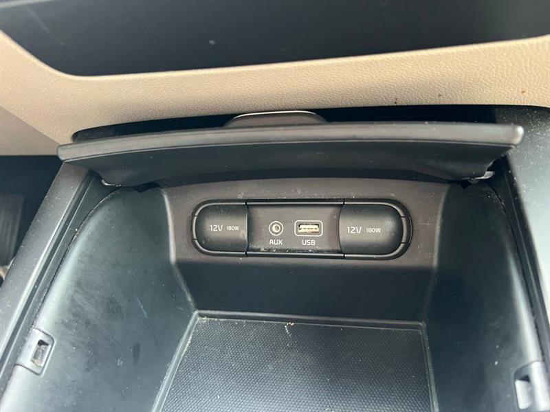 Kia Sorento FWD 4dr 3.3L LX 2016