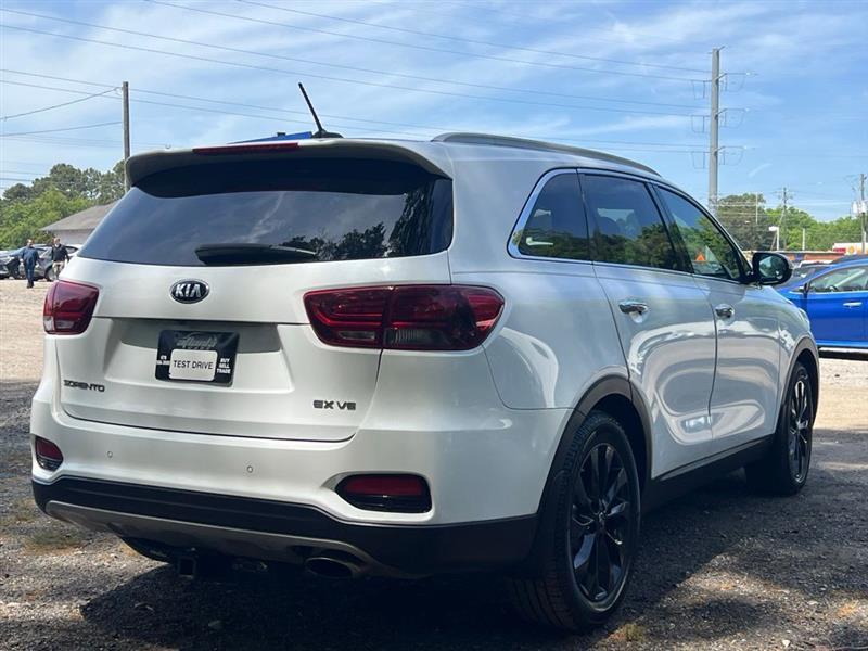 Kia Sorento EX V6 FWD 2020
