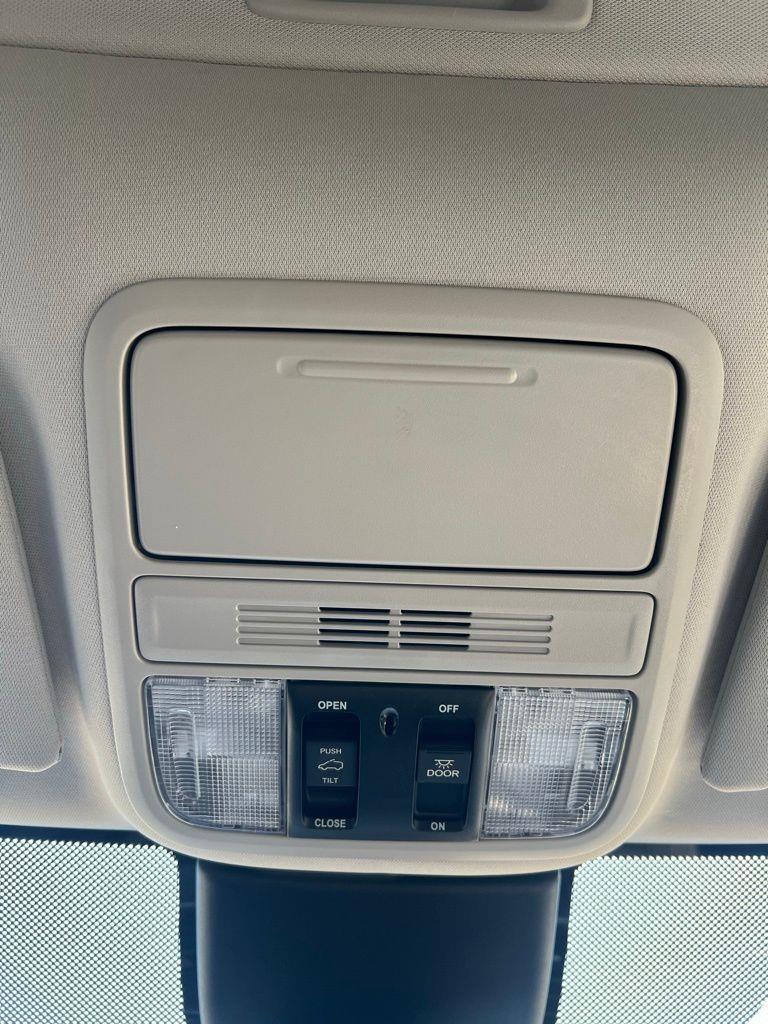 Honda Odyssey EX-L Auto 2025