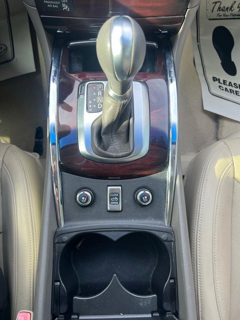 Infiniti Q60 Convertible 2dr 2014