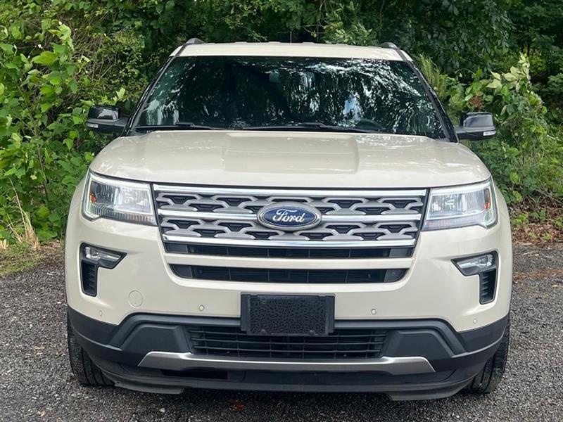 Ford Explorer XLT 4WD 2018
