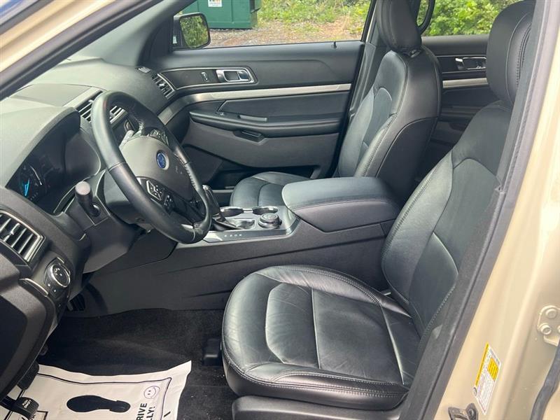 Ford Explorer XLT 4WD 2018