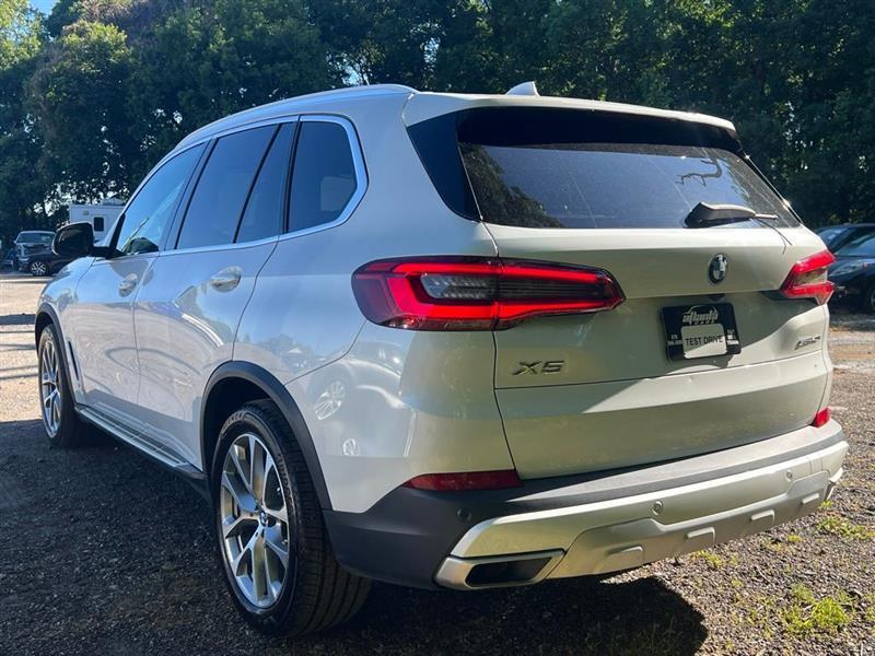 BMW X5 sDrive40i Sports Activity Vehicle 2020