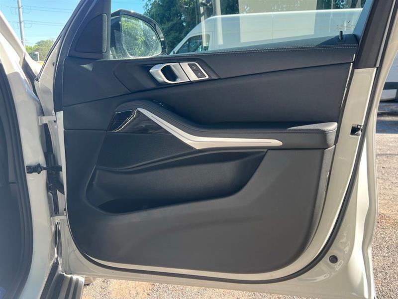 BMW X5 sDrive40i Sports Activity Vehicle 2020