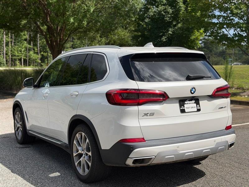 BMW X5 sDrive40i Sports Activity Vehicle 2020