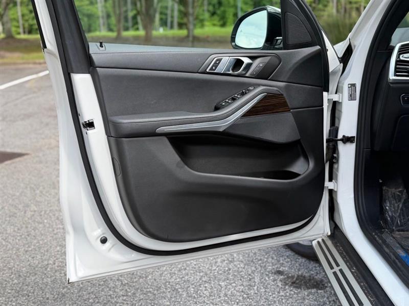 BMW X5 sDrive40i Sports Activity Vehicle 2020