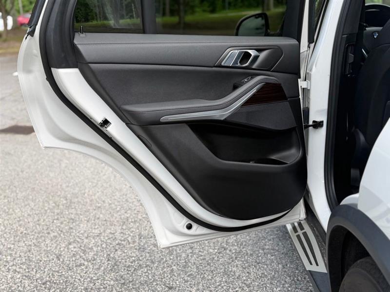 BMW X5 sDrive40i Sports Activity Vehicle 2020