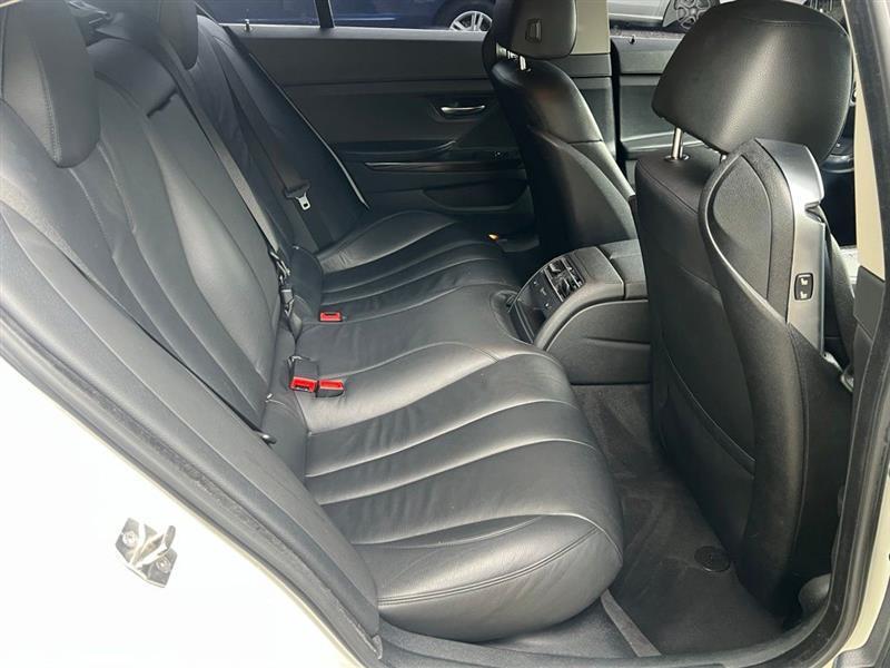 BMW 6 Series 4dr Sdn 640i Gran Coupe 2013