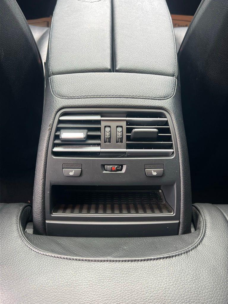 BMW 6 Series 4dr Sdn 640i Gran Coupe 2013