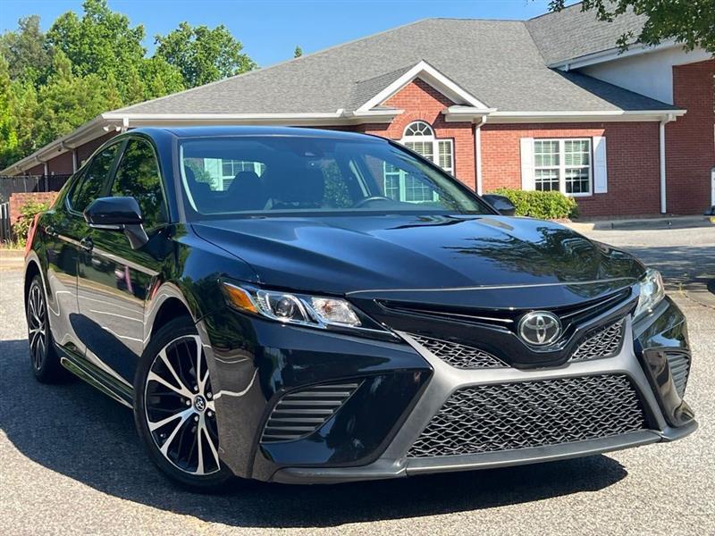 Toyota Camry XLE Auto (Natl) 2019