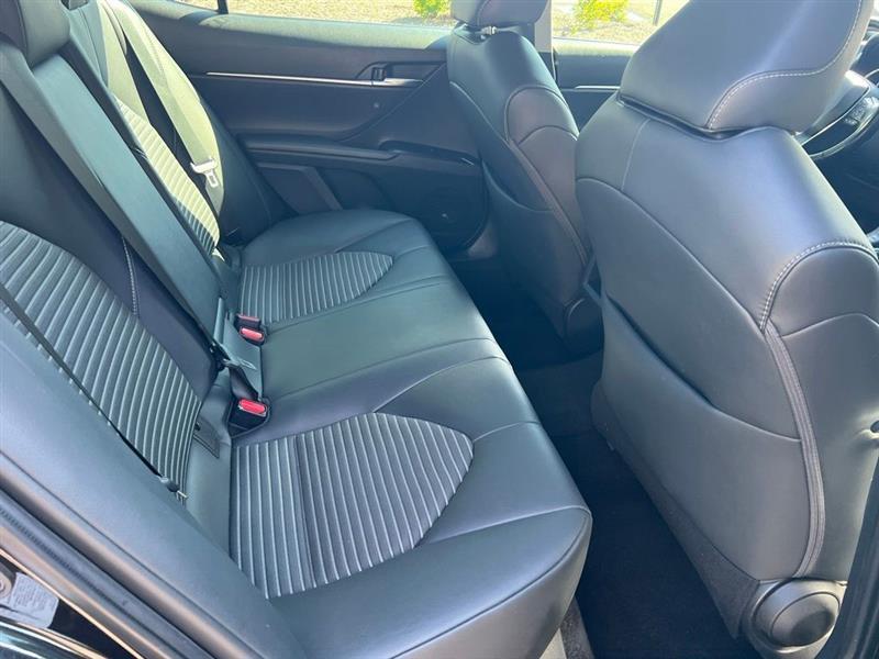 Toyota Camry XLE Auto (Natl) 2019