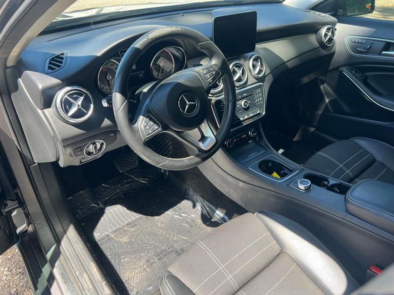 Mercedes-Benz GLA GLA 250 SUV 2017