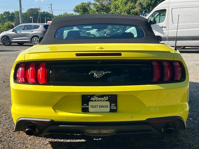 Ford Mustang EcoBoost Convertible 2021