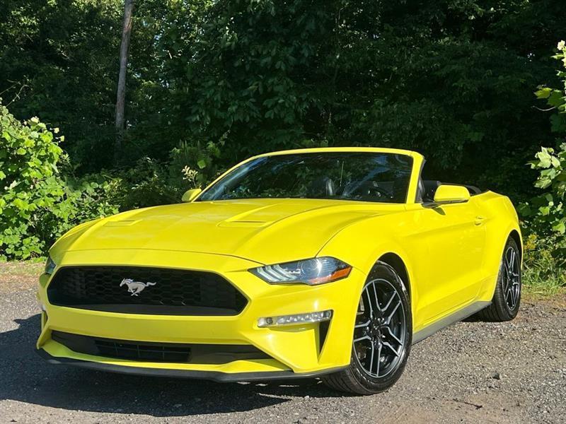 Ford Mustang EcoBoost Convertible 2021