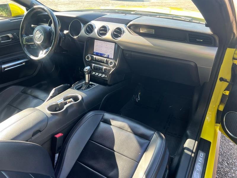 Ford Mustang EcoBoost Convertible 2021