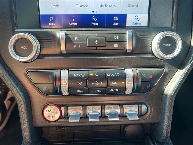 Ford Mustang EcoBoost Convertible 2021