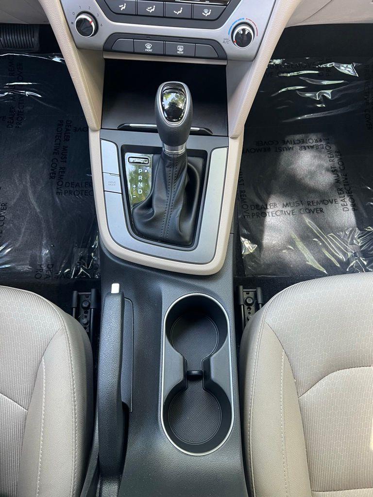 Hyundai Elantra SE 2.0L Auto (Ulsan Plant) 2017