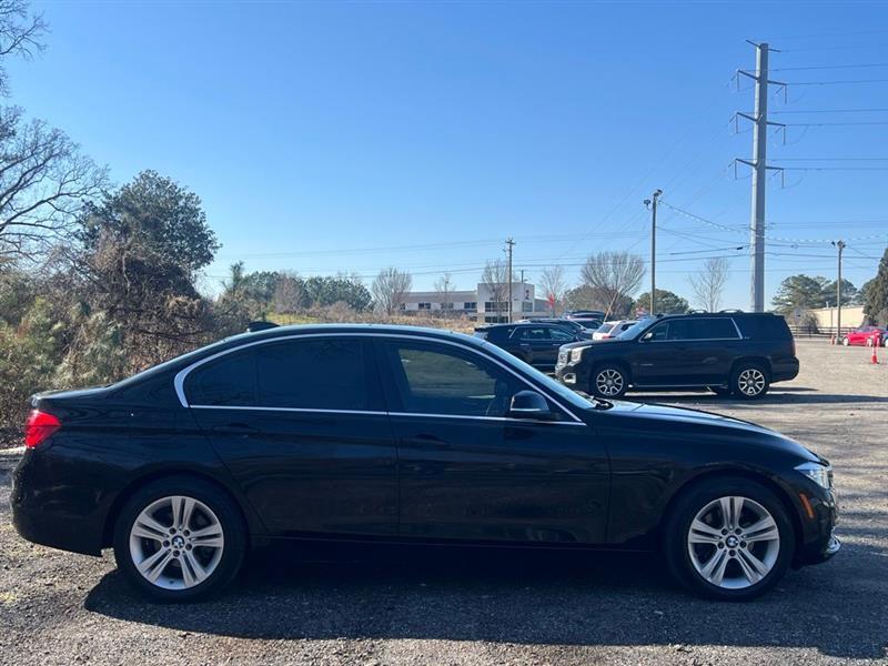 BMW 3 Series 330i xDrive Sedan 2018