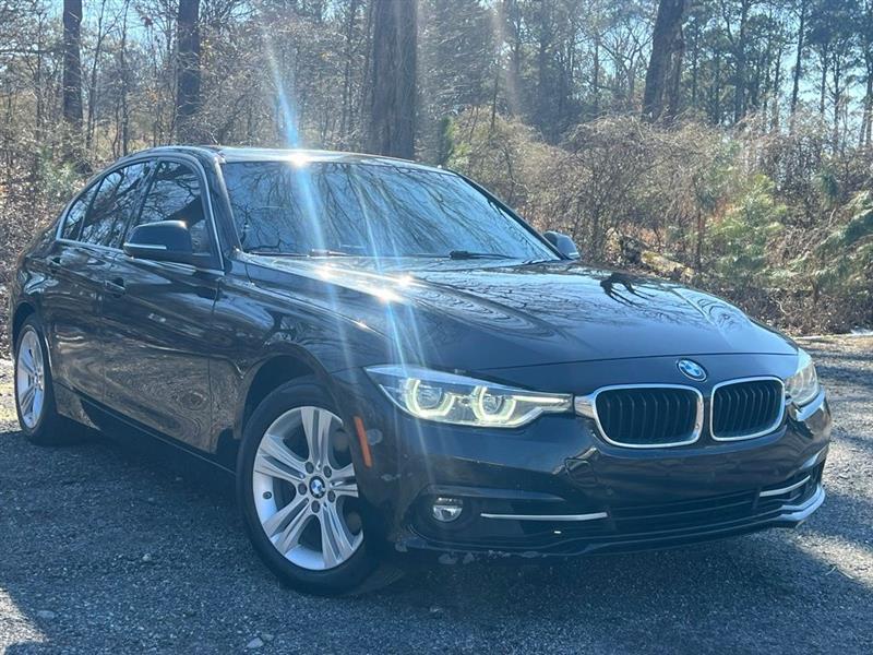 BMW 3 Series 330i xDrive Sedan 2018