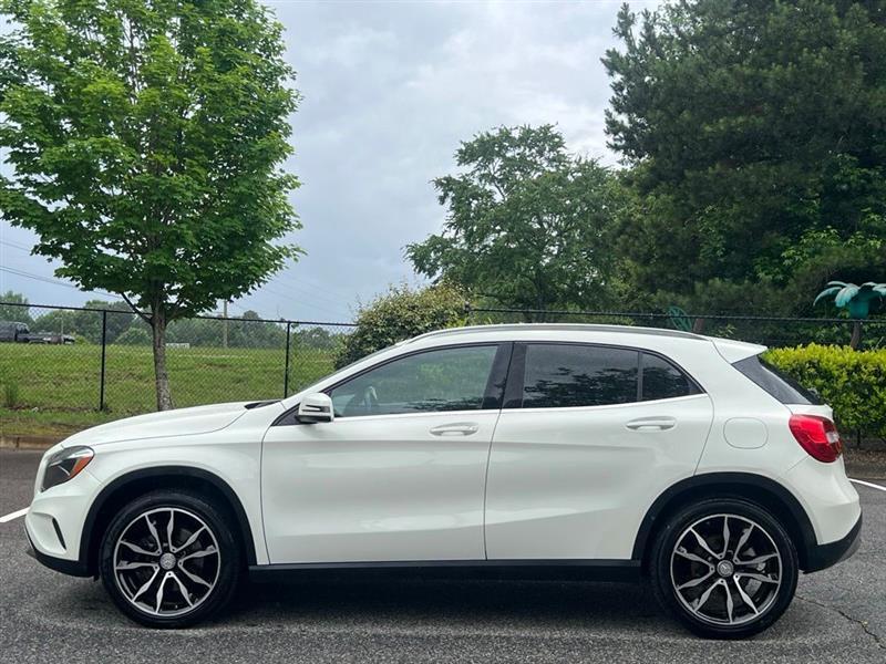 Mercedes-Benz GLA FWD 4dr GLA 250 2016