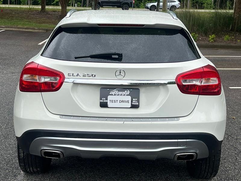Mercedes-Benz GLA FWD 4dr GLA 250 2016