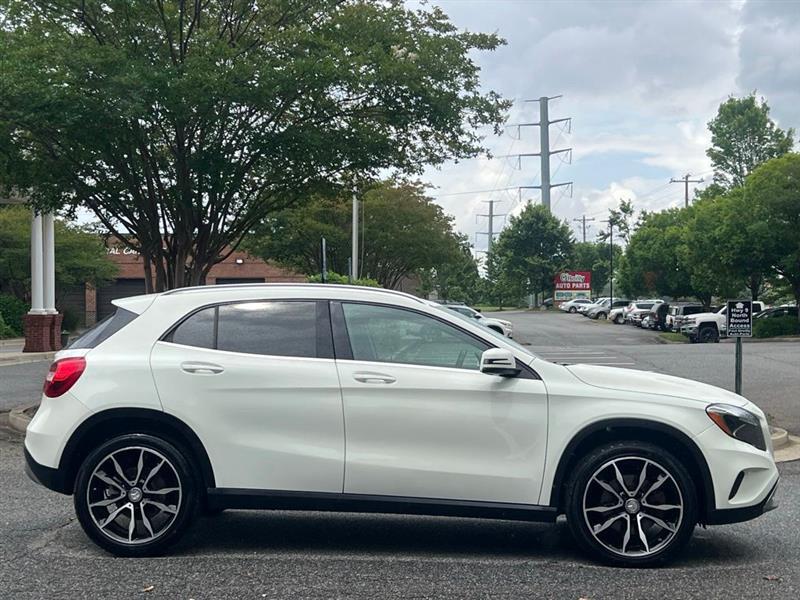 Mercedes-Benz GLA FWD 4dr GLA 250 2016