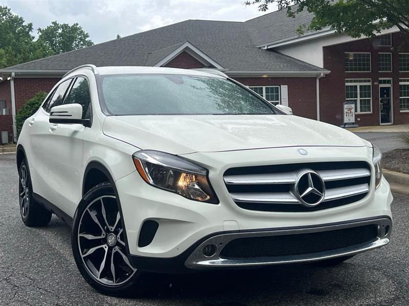 Mercedes-Benz GLA FWD 4dr GLA 250 2016