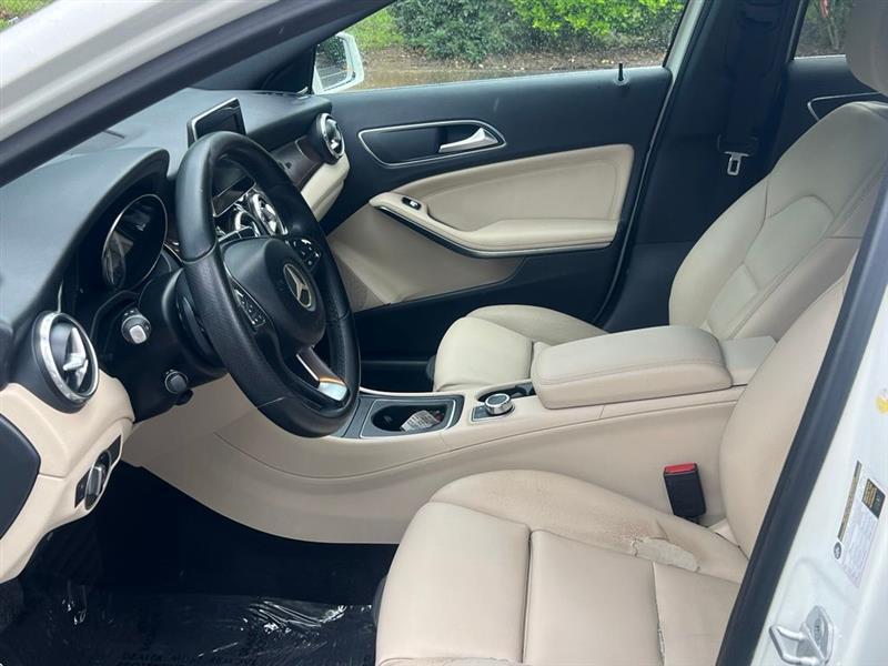 Mercedes-Benz GLA FWD 4dr GLA 250 2016
