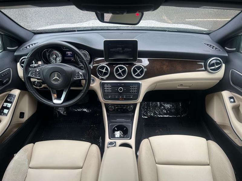 Mercedes-Benz GLA FWD 4dr GLA 250 2016